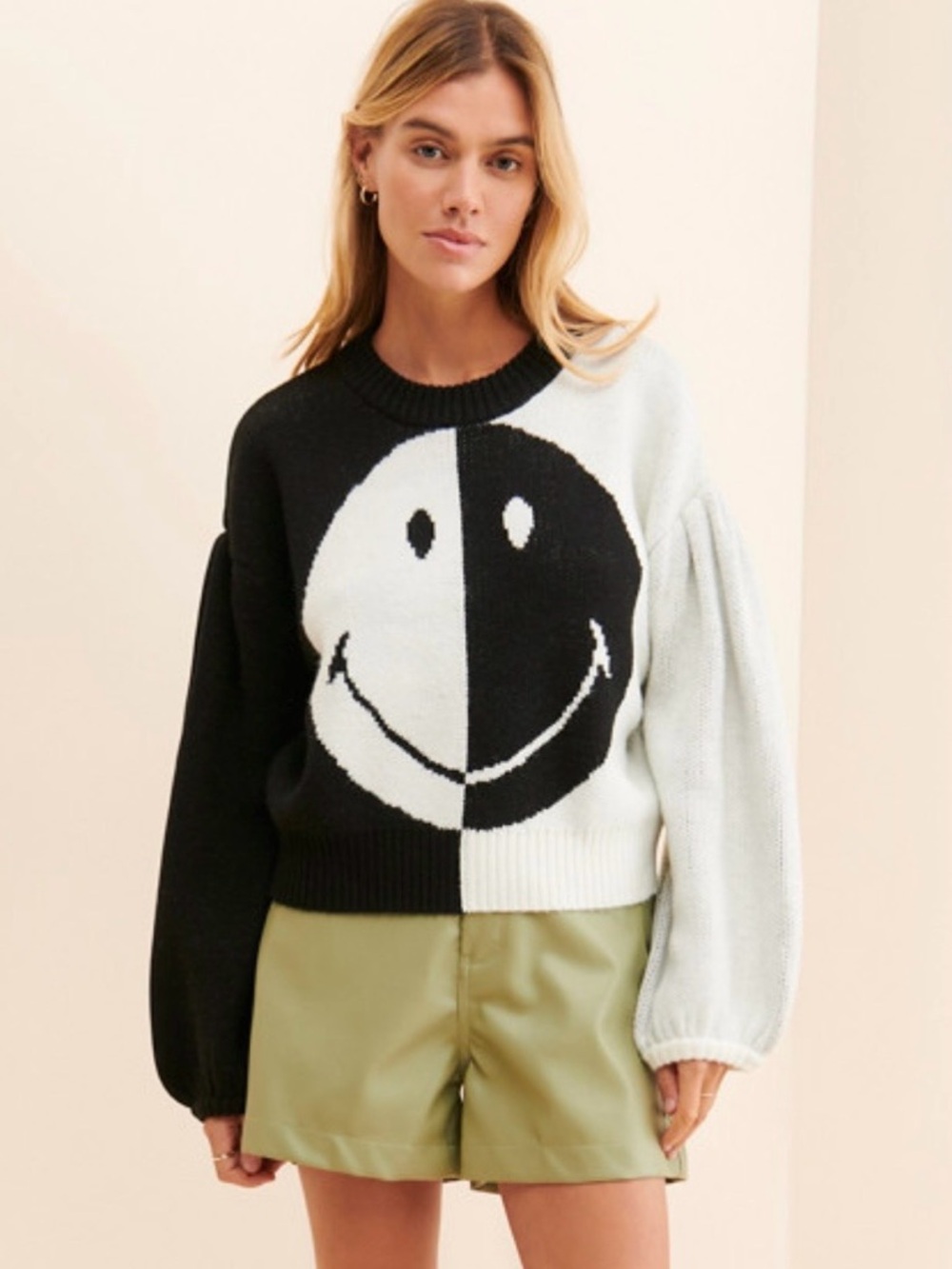Farm Rio Black and White Smiley Face Sweater Size Large